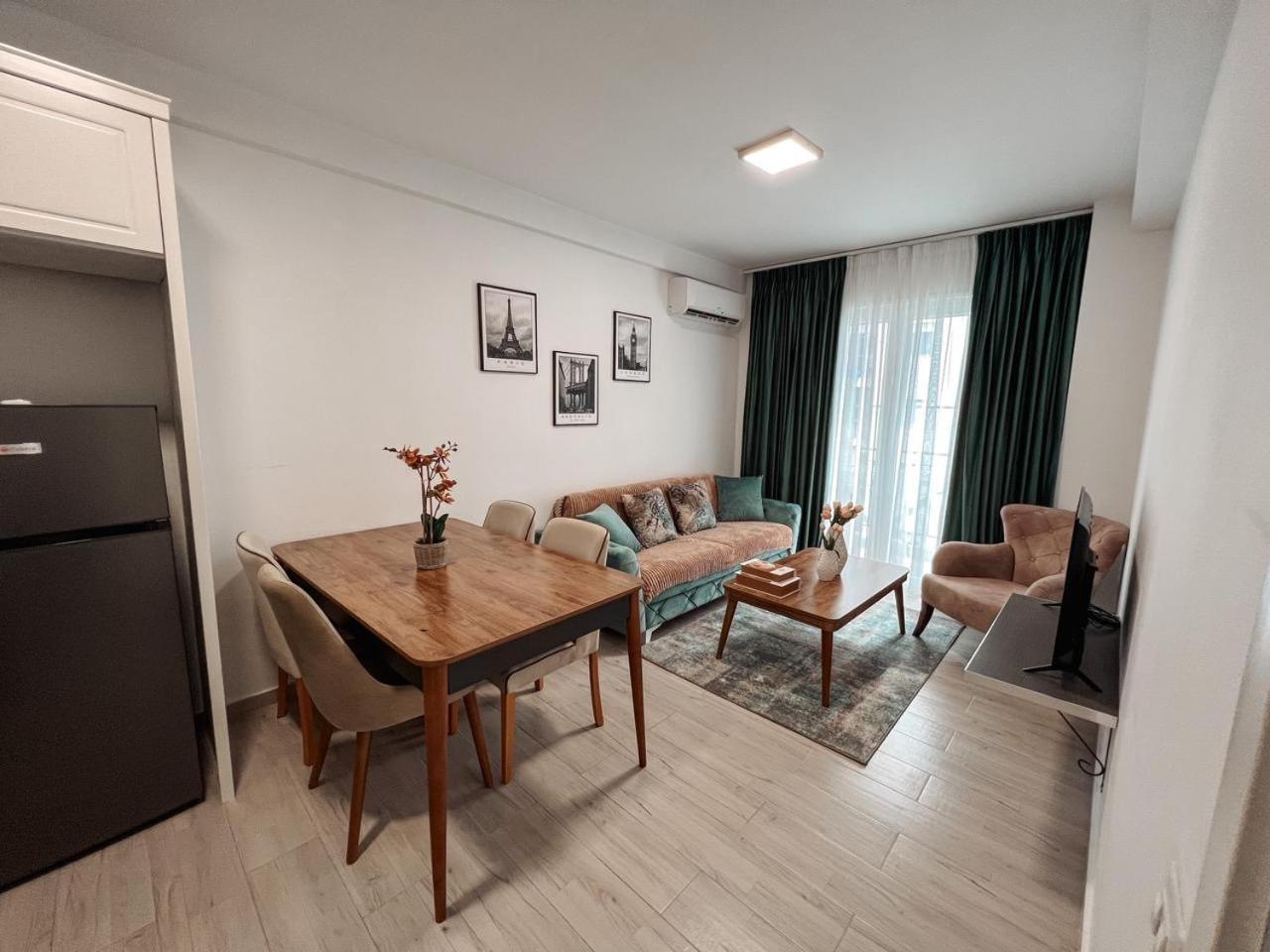 Lovely Apartment Tirana Exterior photo